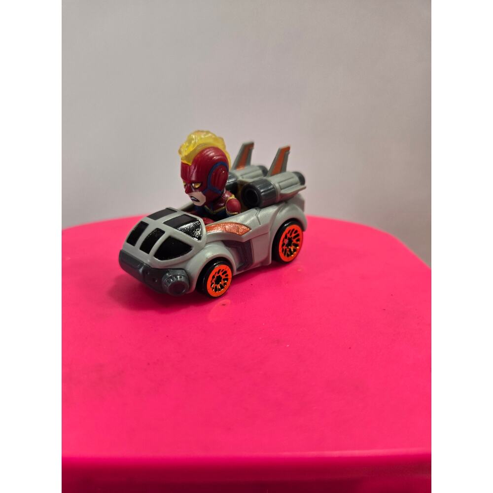 Mattel Hot Wheels Diecast RacerVerse Captain Marvel 1:64 Scale Junk Drawer Find